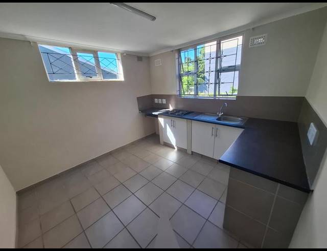 1 BEDROOM PROPERTY TO RENT IN OVERPORT